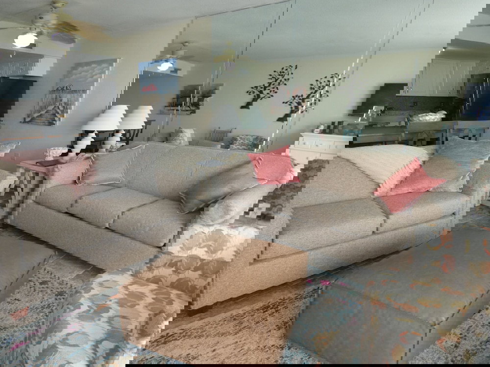 1011 Waters Edge Resort Condo - thumb 2