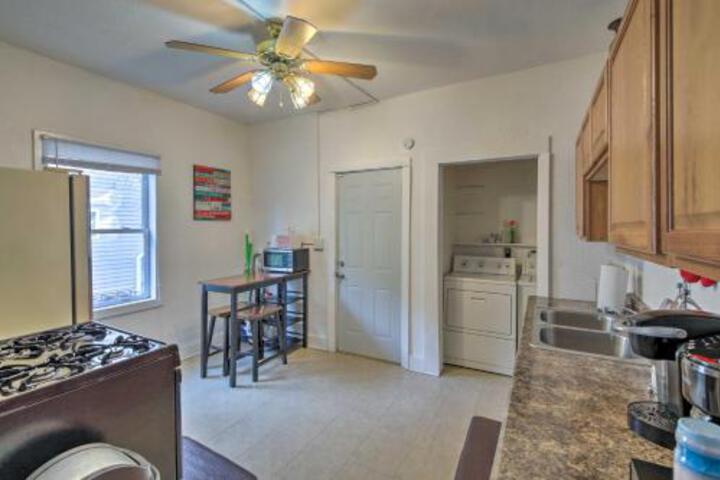 Downtown Indy Hub For Groups Walk To Fun! - thumb 5