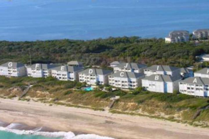 Ocean Club Resort Ocean Front With View Plus Pools Newly Renovated - thumb 1