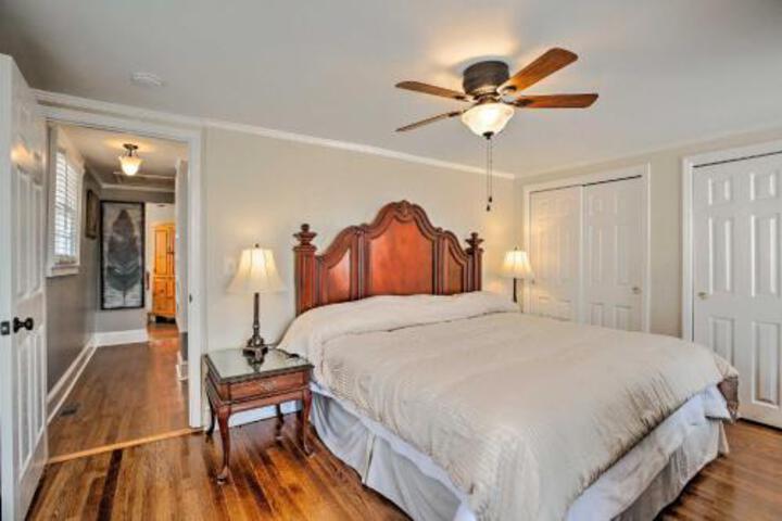 Cheery Cottage With Yard Marietta Square Less Than 1 Mi - thumb 1