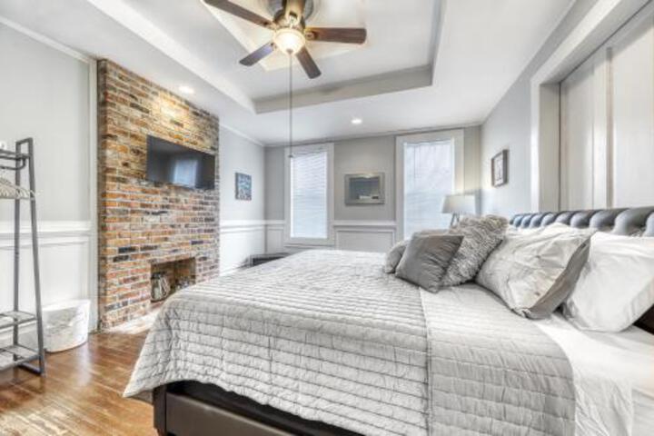 Savannah Hub - thumb 0