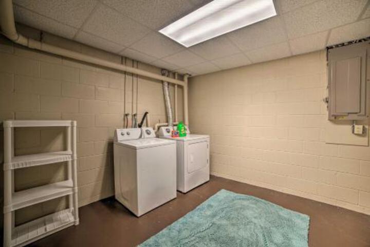 Modern Massanutten Resort Cabin Private Deck - thumb 5