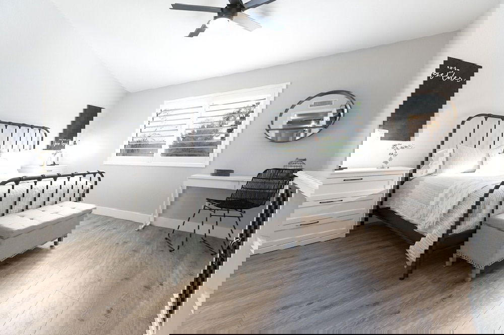 Gilbert Harwell Home - thumb 2