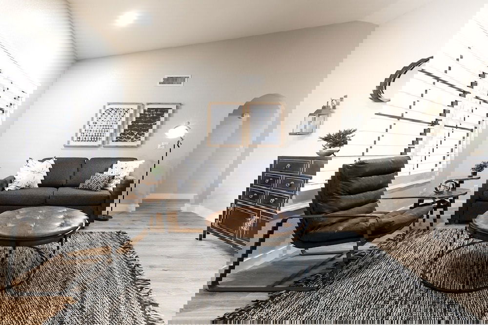 Gilbert Harwell Home - thumb 3