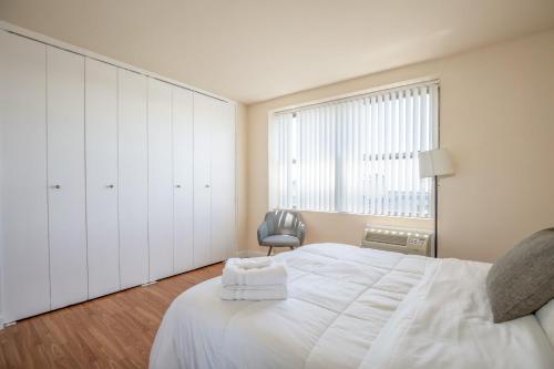 Arch Dome Dtown Lux Loft With Rooftop By Zencity - thumb 3