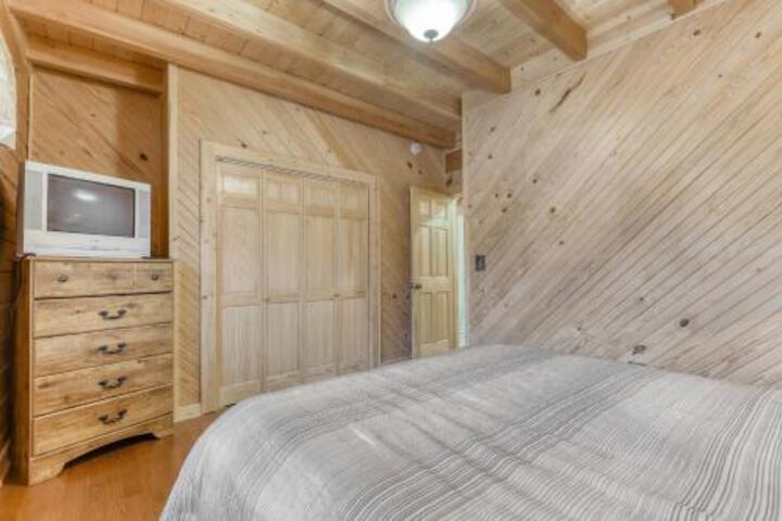 JJs Retreat - thumb 2