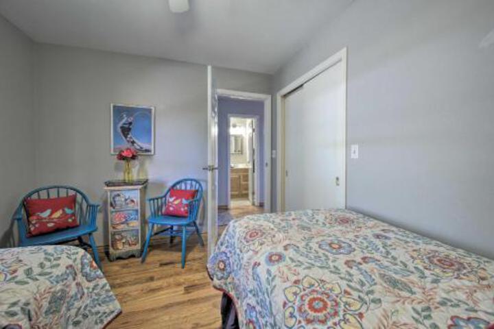 Stunning Canyon Lake Home W / Hot Tub + Kayak! - thumb 3