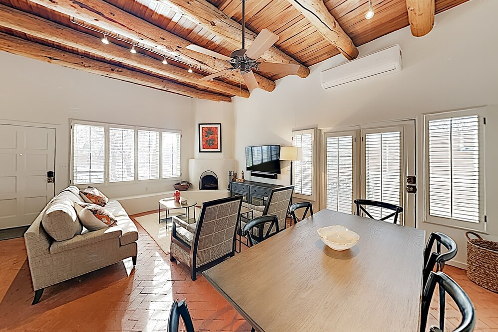 New Listing! Sunny W / Patio Walk Downtown! 2 Bedroom Condo - thumb 4