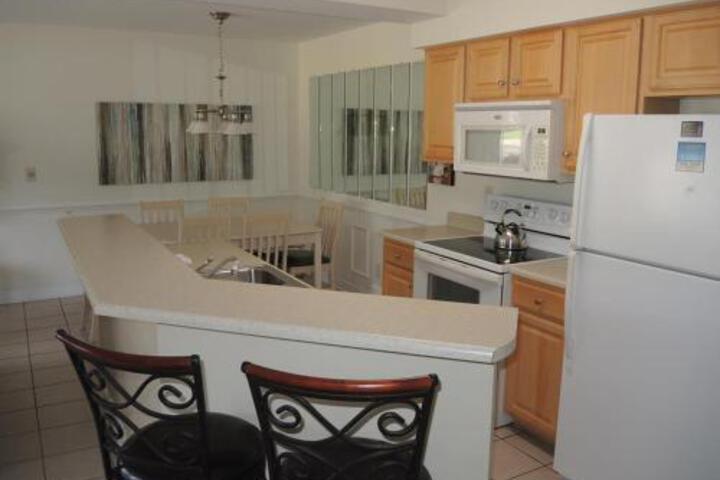 2302 Villa - thumb 3