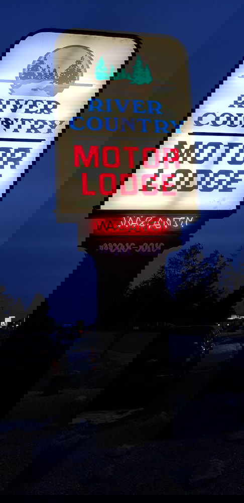 River Country Motor Lodge - thumb 0