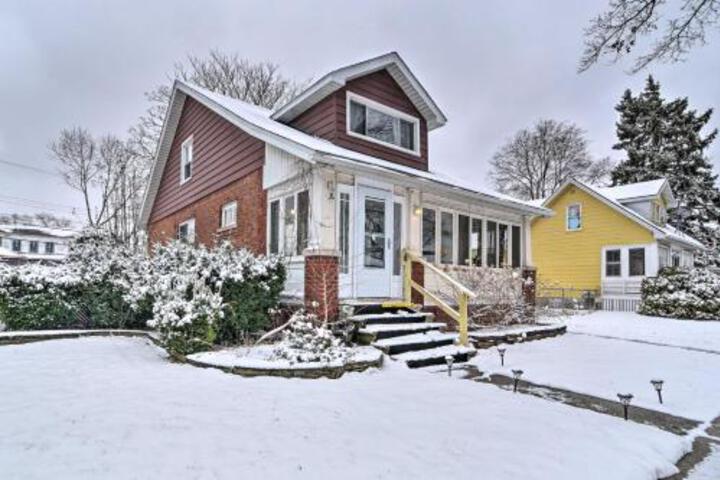 Eclectic Abode With Sunroom 2 Mi To Downtown - thumb 3