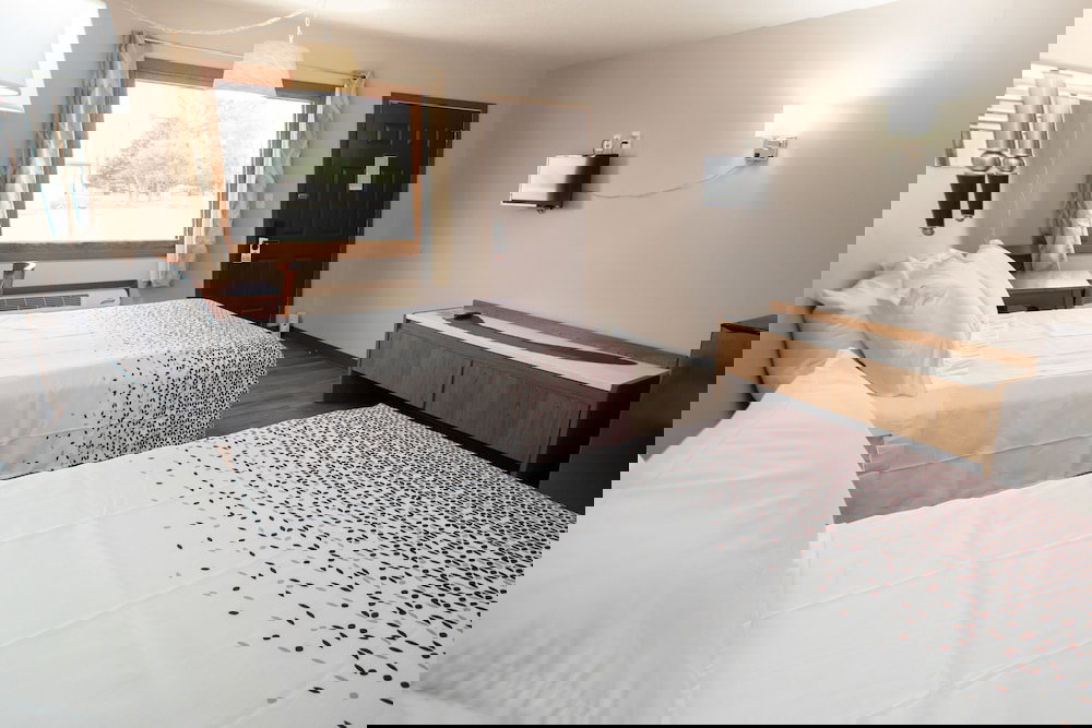 Shady Rest Motel - thumb 1