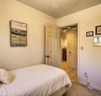 Woodland Retreat with Pool  Nearby Wineries - Accommodation Alabama