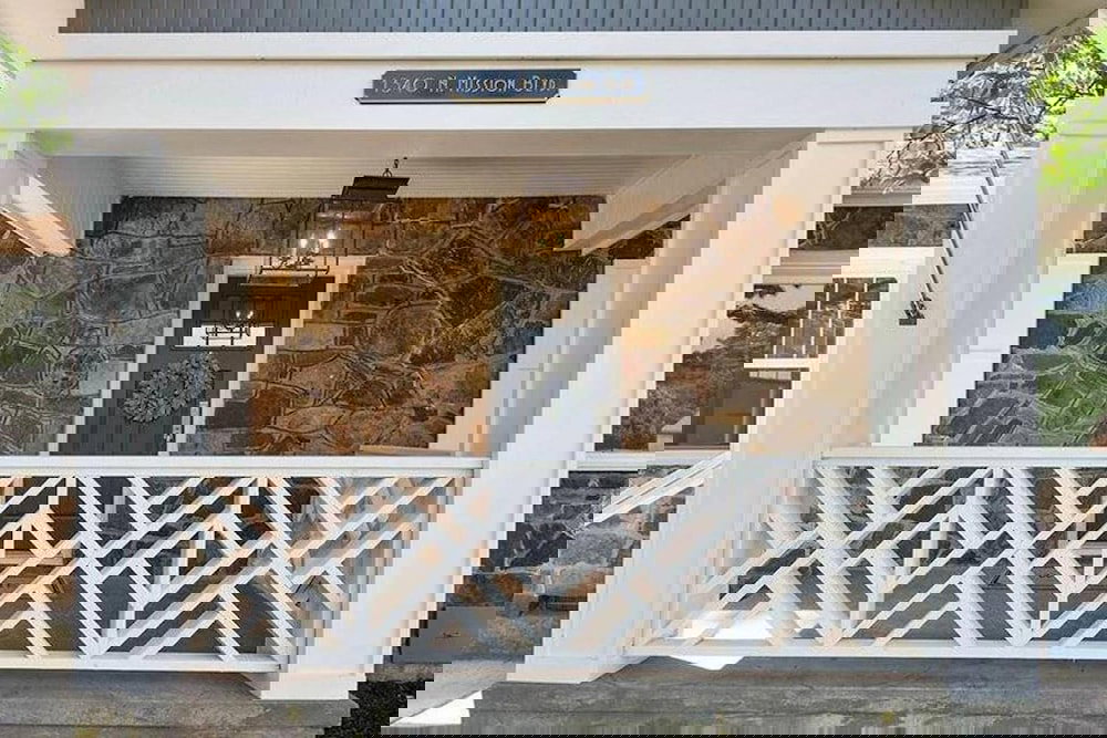 The Mission Rock House - Historic DT Fayetteville Home - HOT Tub! - thumb 1