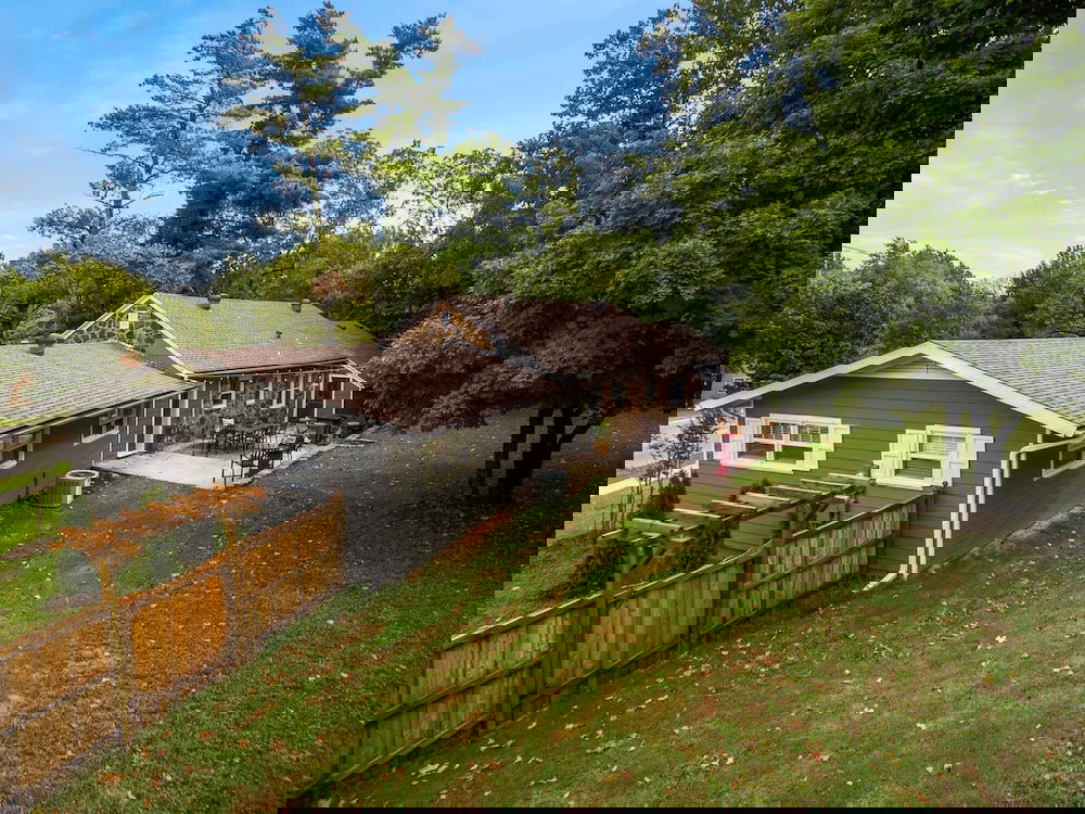 The Mission Rock House - Historic DT Fayetteville Home - HOT Tub! - thumb 4