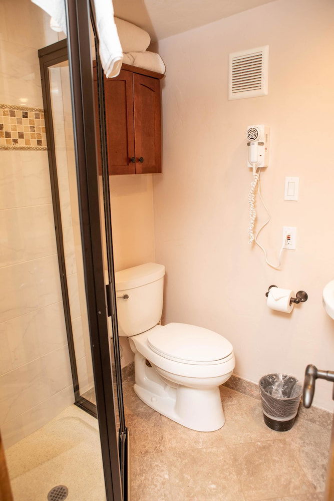 111 Vail International - 2 Br Condo - thumb 3