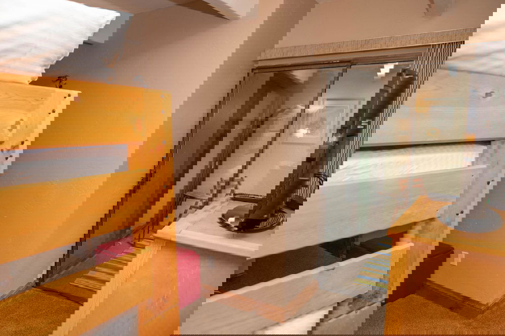 111 Vail International - 2 Br Condo - thumb 2