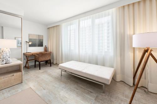 2 Bedroom Ocean View Located At 1 Hotel & Homes South Beach 915 - thumb 1