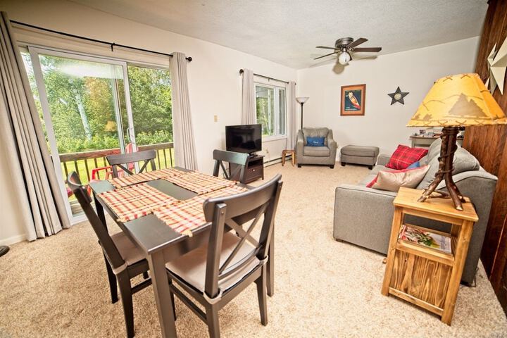 Experience A Classic New England Setting At This Waterville Estates Condo Located In The Heart Of The White Mountains - Bv5e - thumb 3