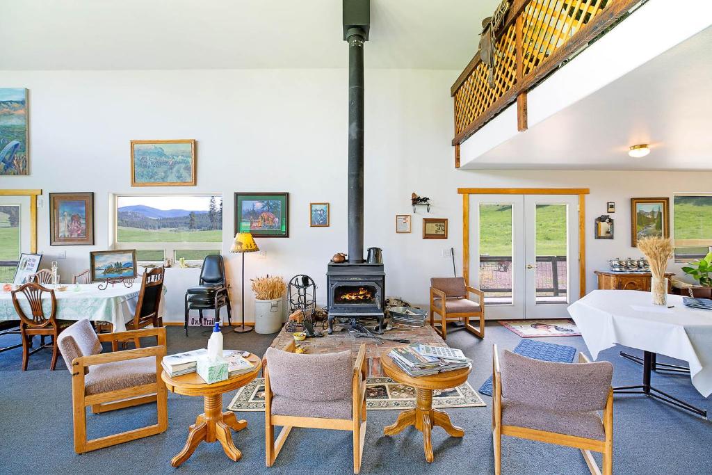 Cosmos Cabin - thumb 4