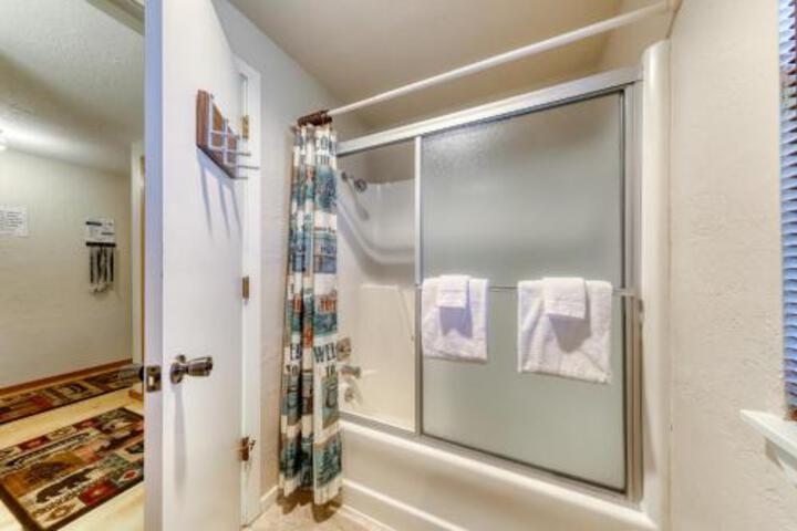 14 Kittyhawk - thumb 0