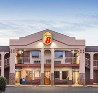 Super 8 by Wyndham Wytheville - Accommodation Alabama