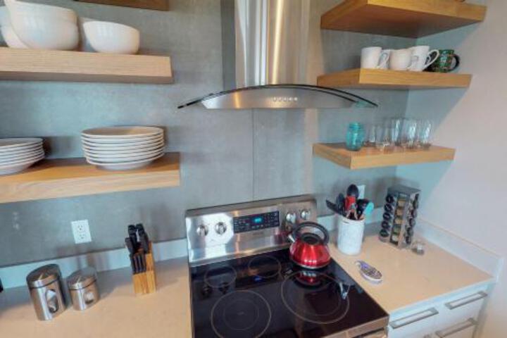 Surfers Getaway - thumb 0