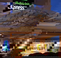 Holiday Inn Express Hampton - Coliseum Central an IHG Hotel - Accommodation Alabama