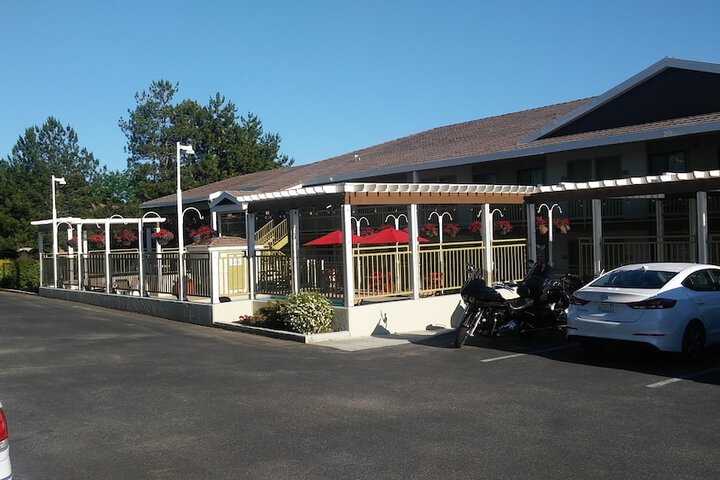 Airport Inn - thumb 2