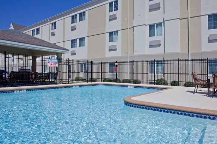 Candlewood Suites Port Arthur/Nederland, An IHG Hotel - thumb 2