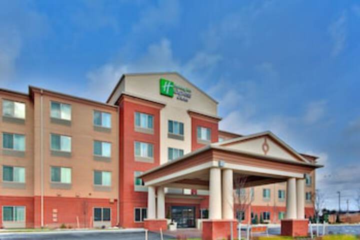 Holiday Inn Express & Suites Dewitt (Syracuse), An IHG Hotel - thumb 0