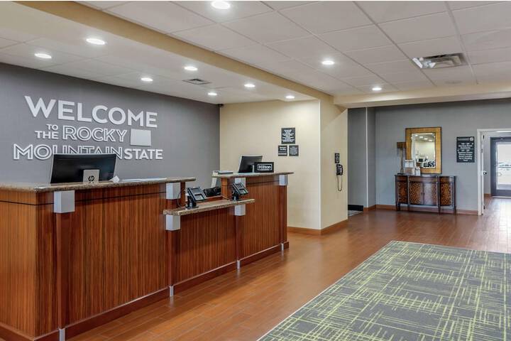 Hampton Inn Alamosa, CO - thumb 4