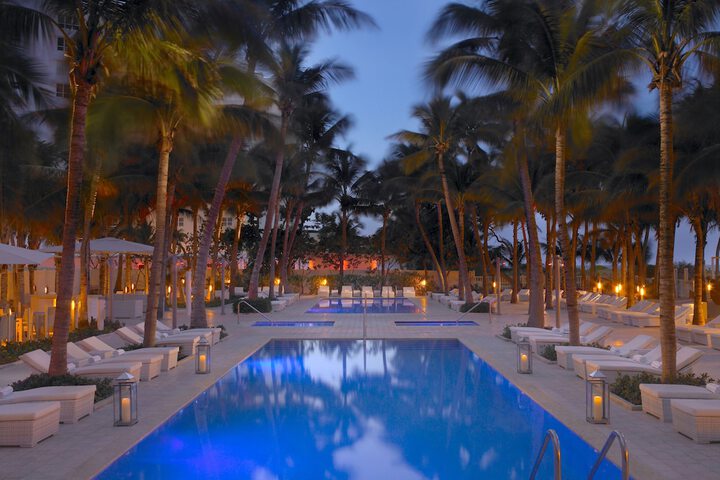 Grand Beach Hotel - thumb 3