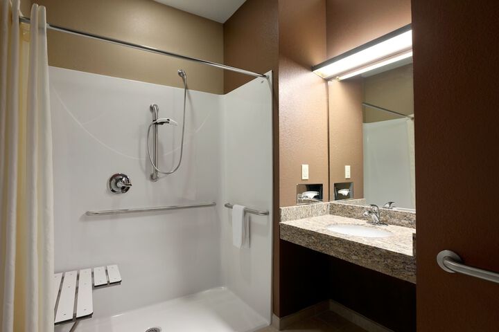 Microtel Inn & Suites By Wyndham Wheeling At Highlands - thumb 5