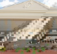 Holiday Inn Express Hotel  Suites Albert Lea - I-35 an IHG Hotel - Accommodation Alabama