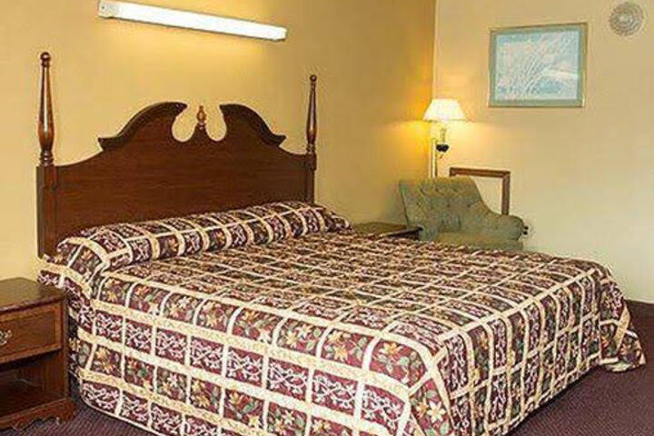 Clover Motel Maple Shade - thumb 6