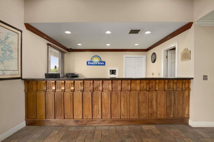 Days Inn By Wyndham Alexander City - thumb 2