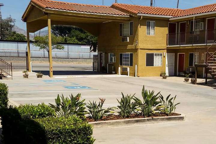 Economy Inn Motel Sylmar - thumb 1