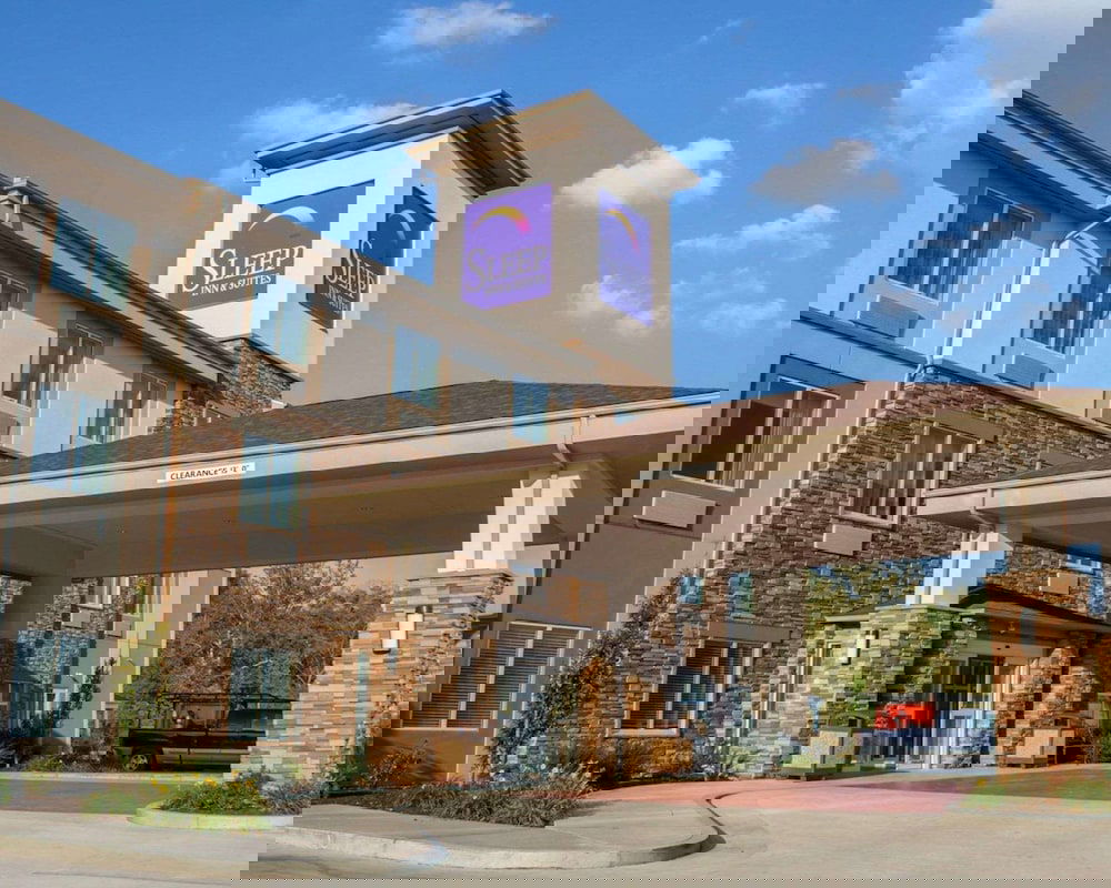 Sleep Inn & Suites - thumb 0