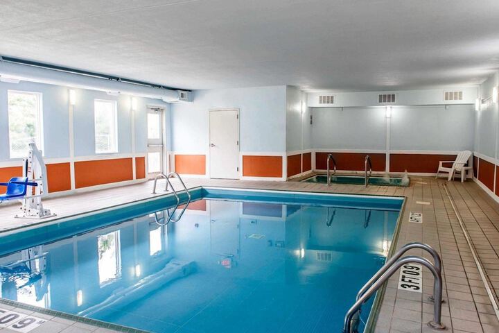 Comfort Inn Richmond I-70 - thumb 1