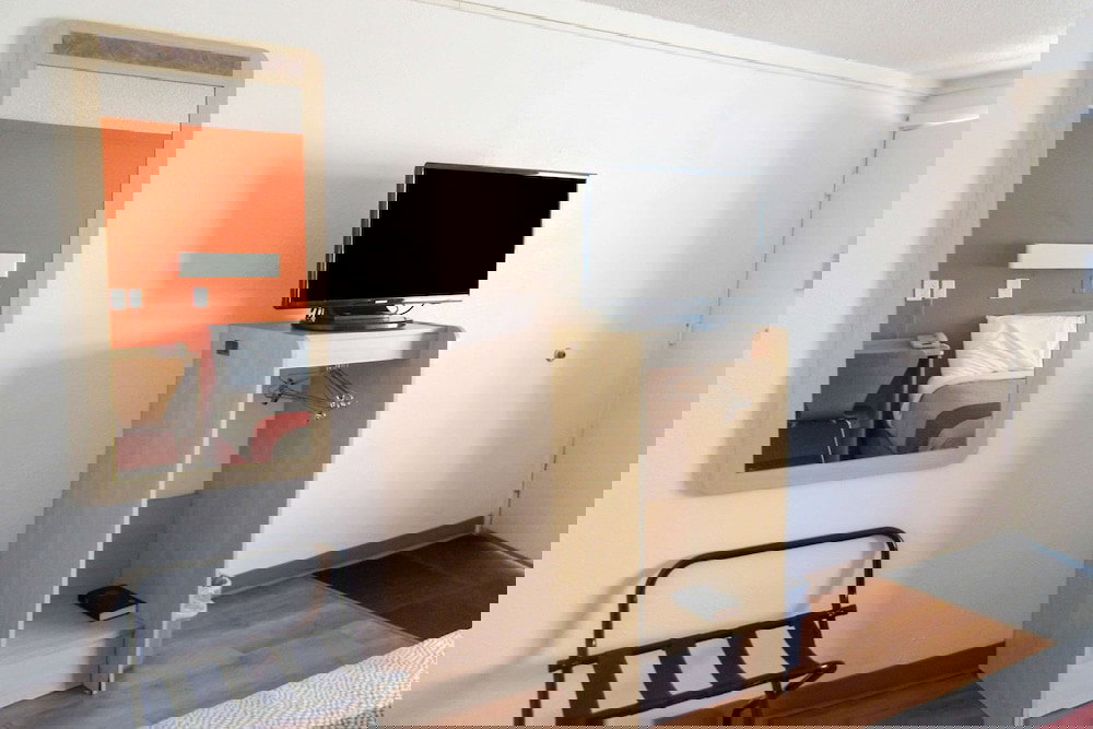 Rodeway Inn - thumb 6