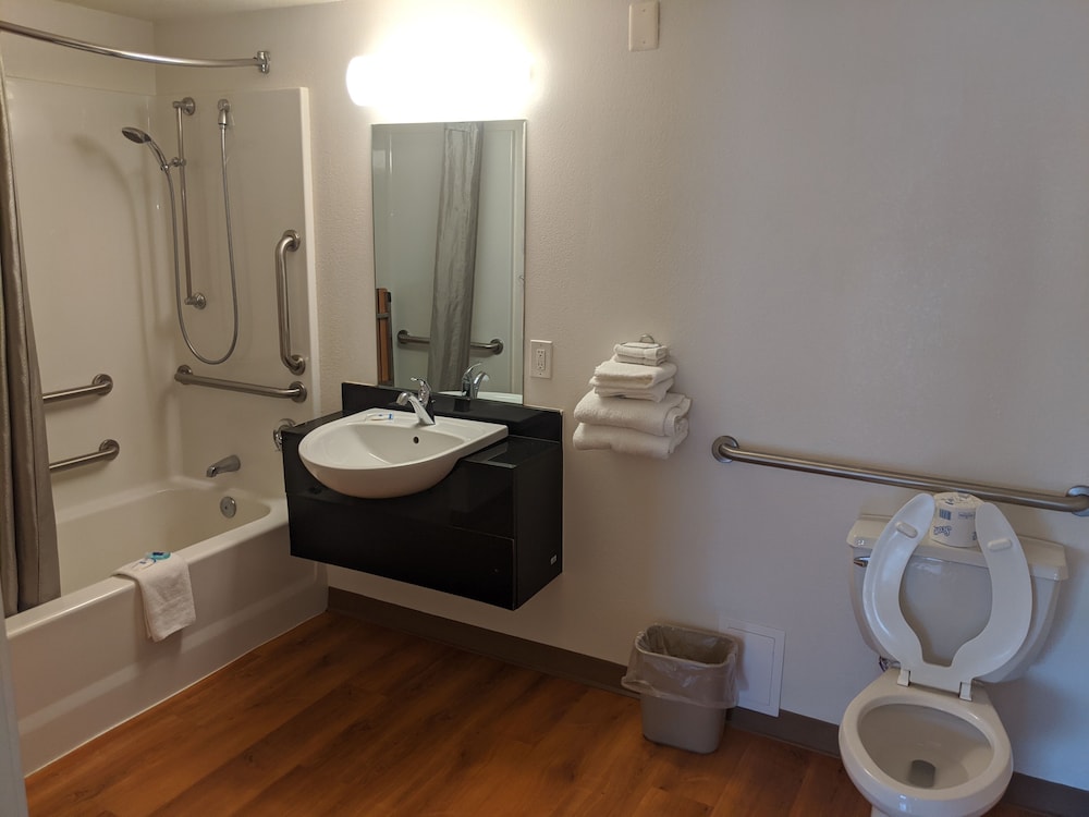 Rodeway Inn - thumb 4