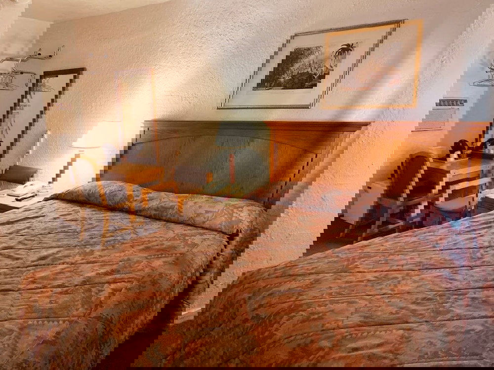 Economy Inn - thumb 4