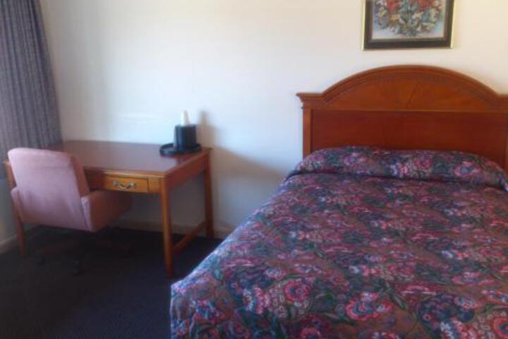 Executive Inn Of Seneca - thumb 6