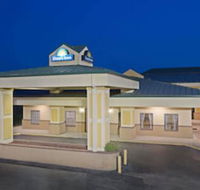 Days Inn by Wyndham Hammond - Accommodation Alabama