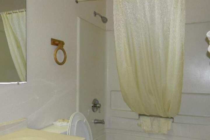 American Inn - thumb 5