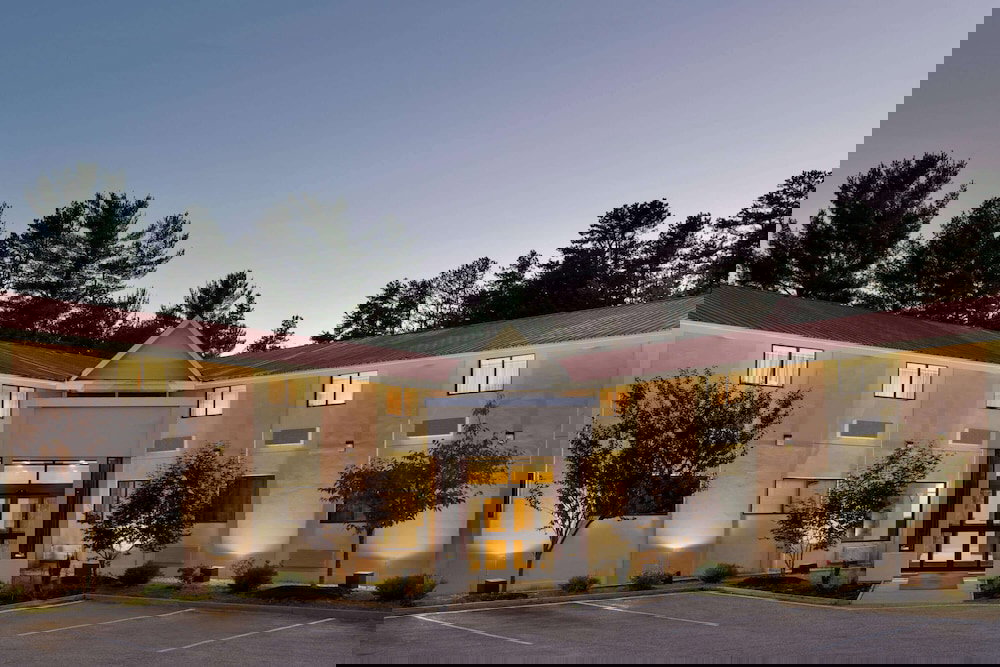 Days Inn By Wyndham Tamworth - thumb 1