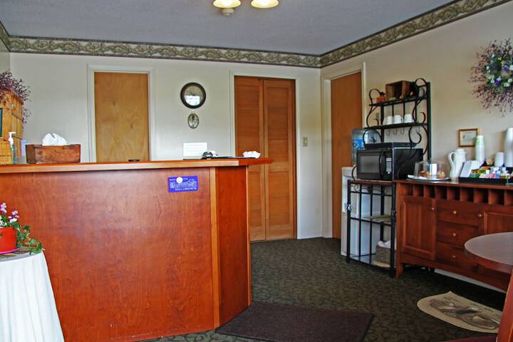 Potsdam Inn - thumb 5