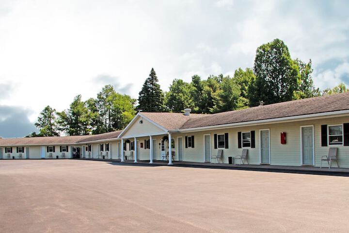 Potsdam Inn - thumb 4