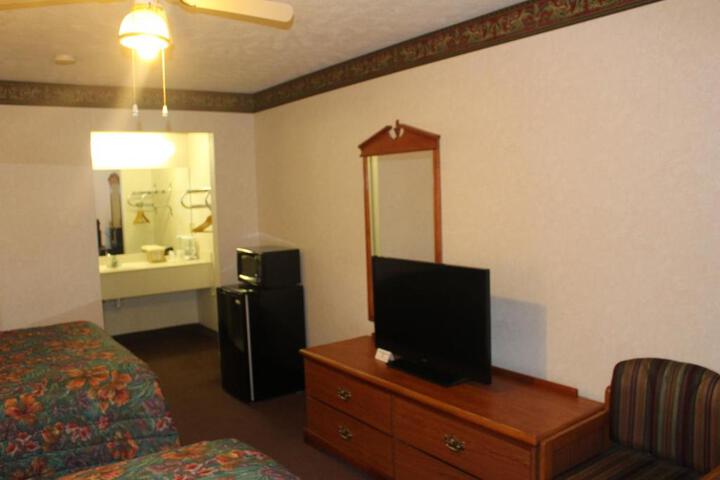 Deerfield Inn - thumb 5